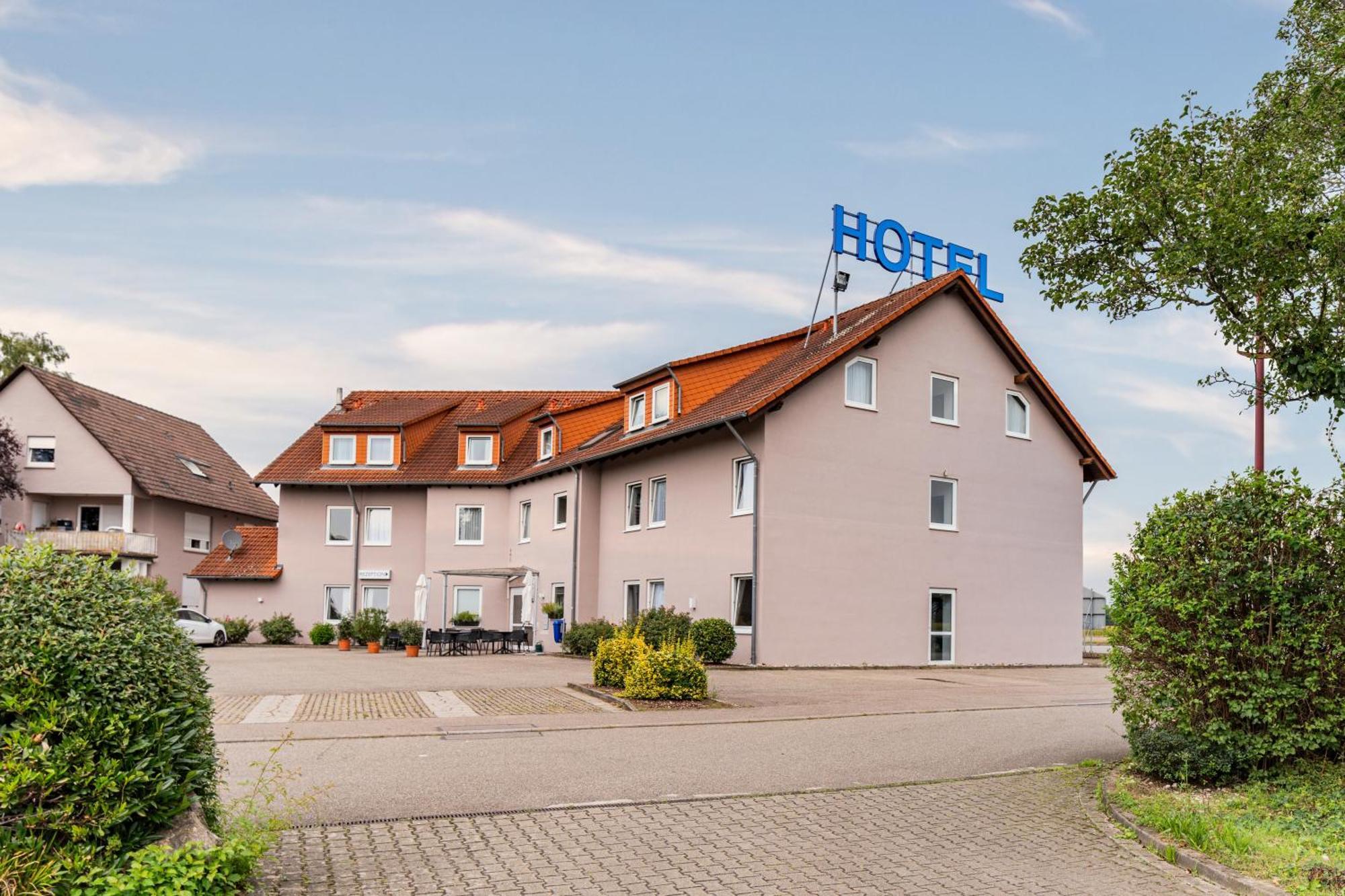 Euro-Hotel Kappel-Grafenhausen Exteriér fotografie