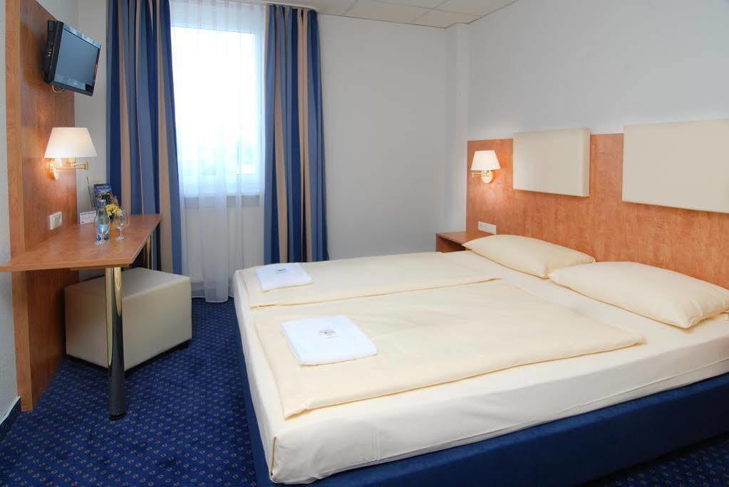 Euro-Hotel Kappel-Grafenhausen Exteriér fotografie